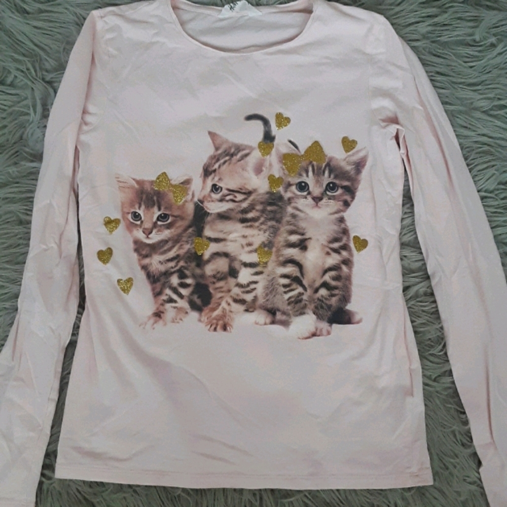 Pink H&M shirt